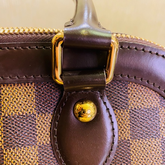 Louis Vuitton Trevi shoulder bag in Damier brown Ebene canvas. - Picture 5 of 14